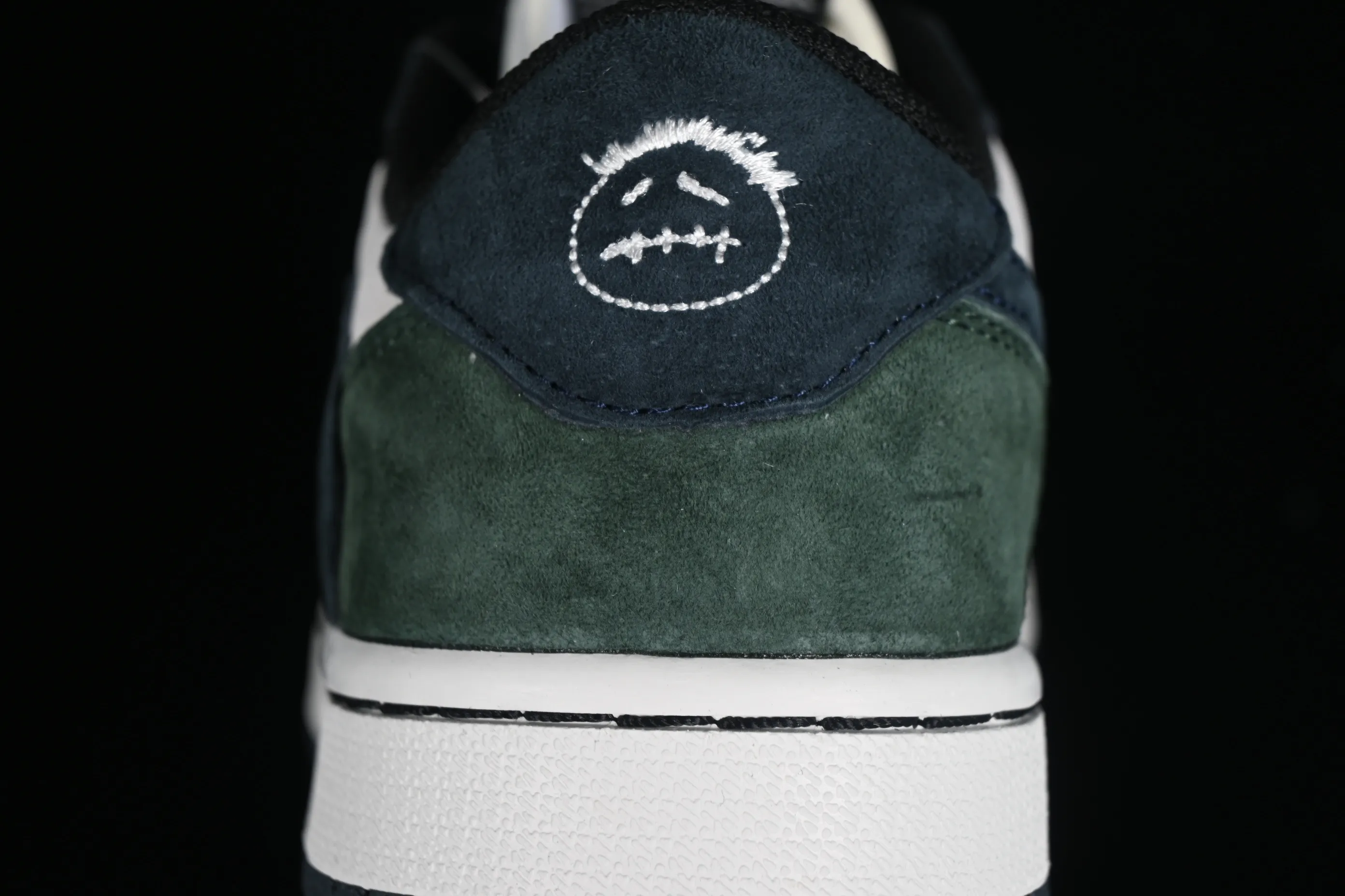 All Categories Air Jordan Jordan Series Basketball Shoes Air Jordan 1 Low Travis Scott x Air Jordan 1 Low OG AJ1 Joe 1 Reversed Overhook Joint Style Casual Sports Basketball Shoes DM7866-819